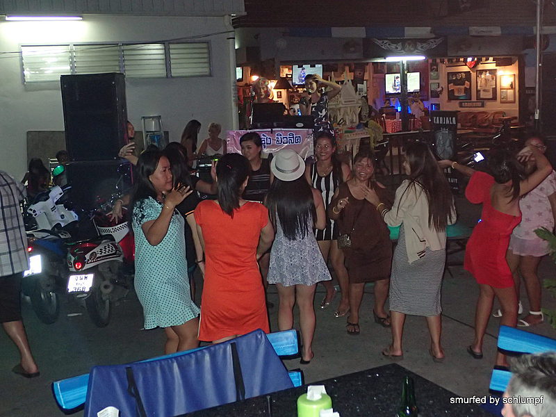 2014-11-23  Smurf Bar