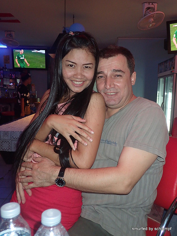 2014-11-23  Smurf Bar