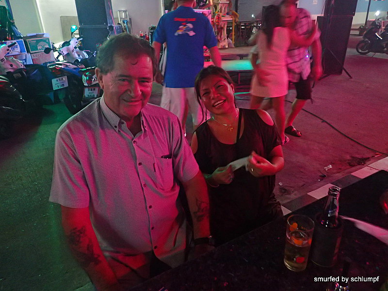 2014-11-23  Smurf Bar