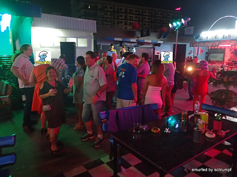 2014-11-23  Smurf Bar