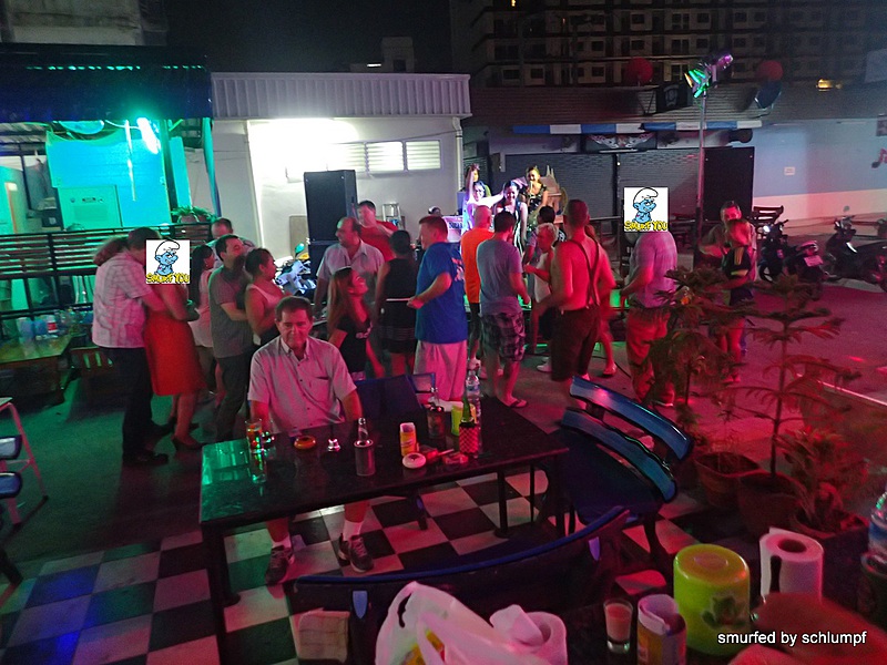 2014-11-23  Smurf Bar