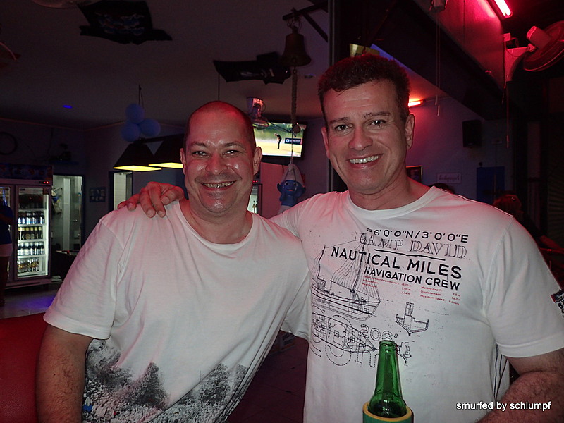 2014-11-24  Smurf Bar