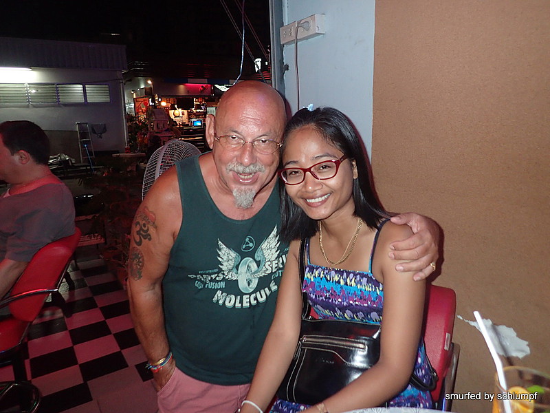 2014-11-26  Smurf Bar