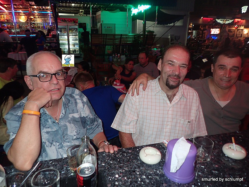 2014-11-26  Smurf Bar