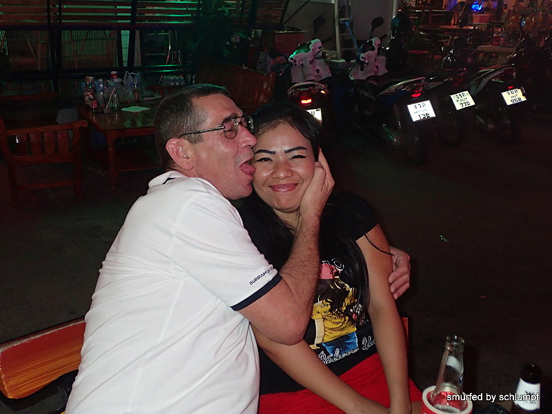 2014-11-27  Smurf Bar