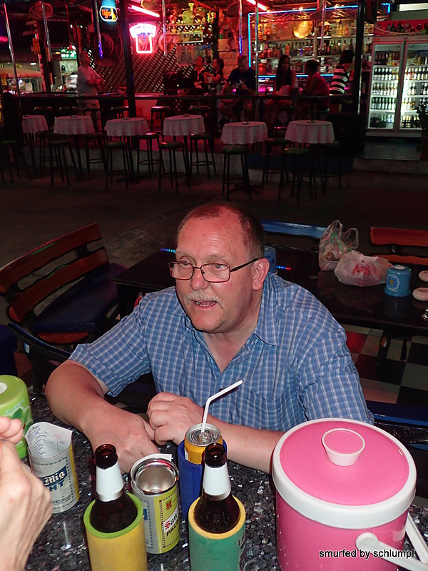 2014-11-27  Smurf Bar