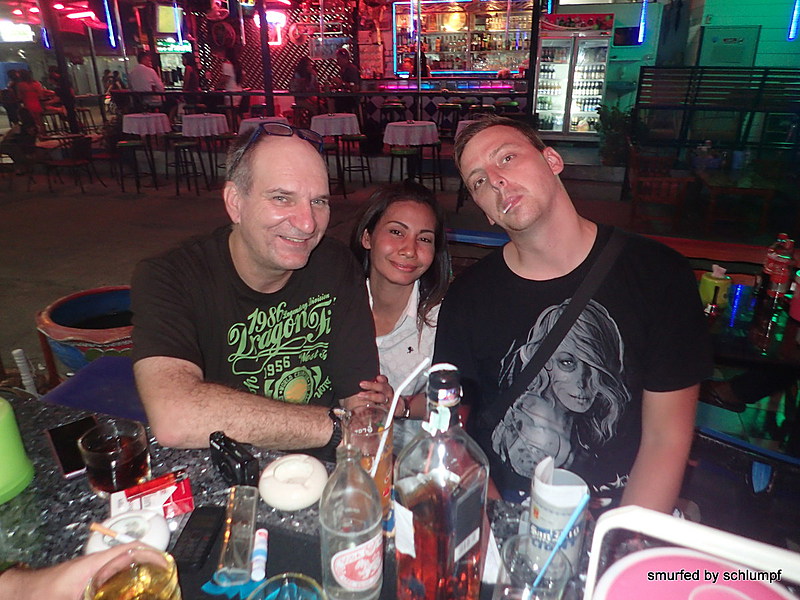2014-11-28  Smurf Bar