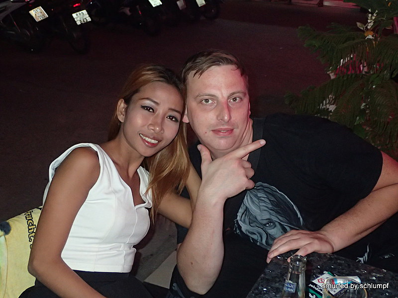 2014-12-01  Smurf Bar