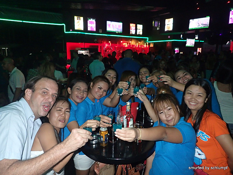 2014-12-01  Smurf Bar
