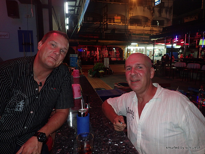 2014-12-01  Smurf Bar