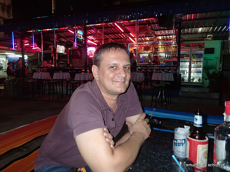 2014-12-02  Smurf Bar