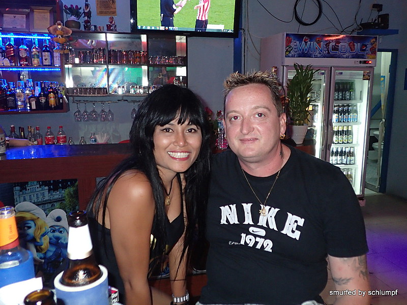2014-12-02  Smurf Bar