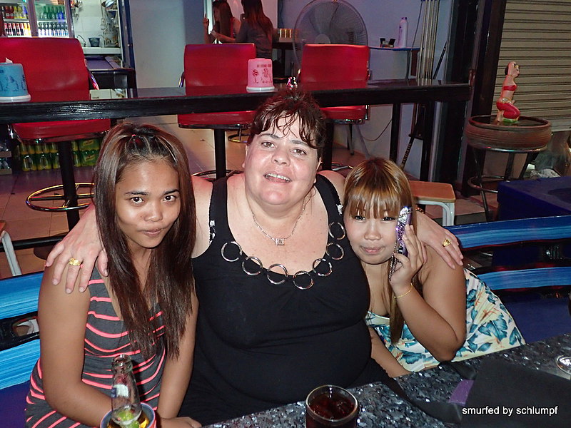 2014-12-02  Smurf Bar
