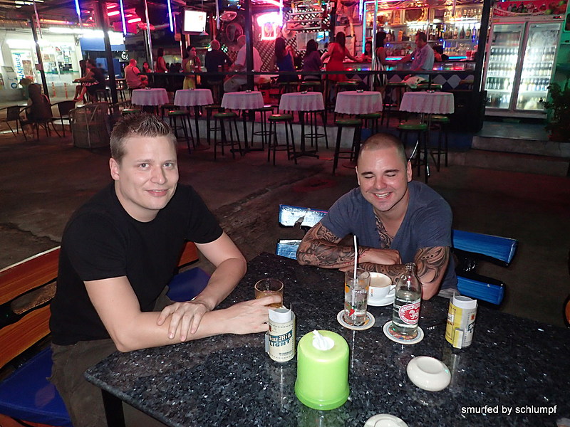 2014-12-02  Smurf Bar
