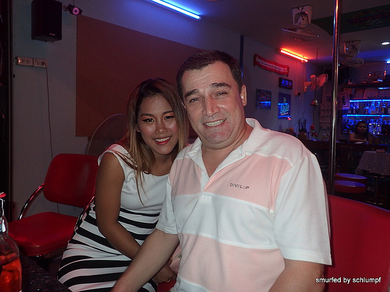 2014-12-03  Smurf Bar