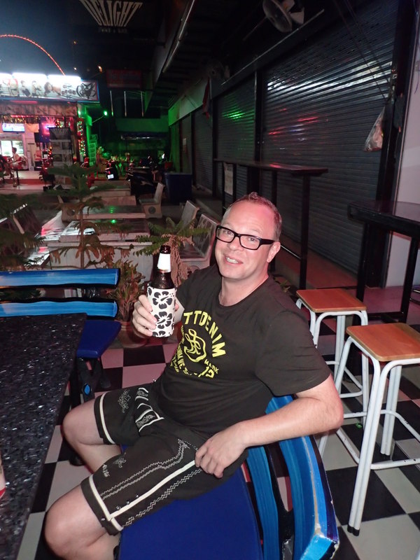 2014-12-05  Smurf Bar