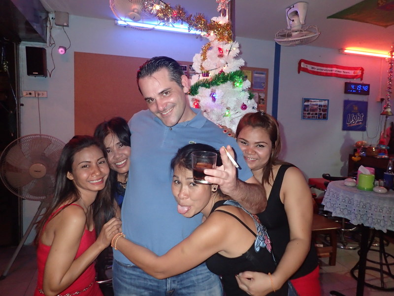 2014-12-06  Smurf Bar