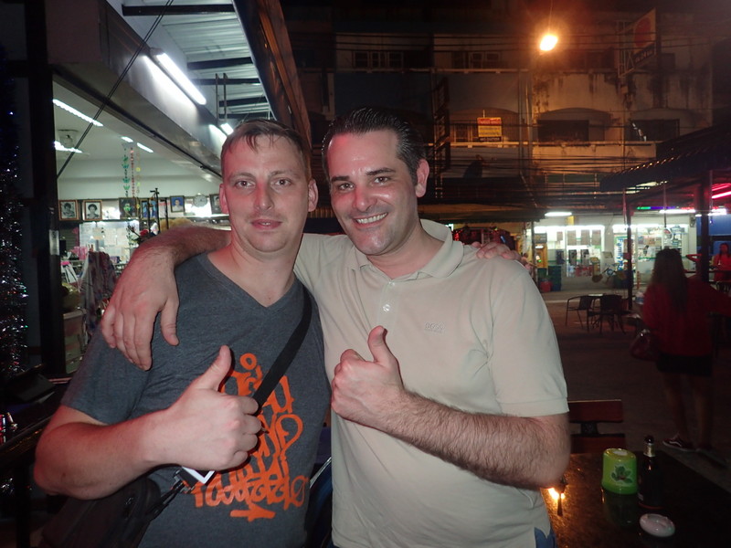 2014-12-07  Smurf Bar