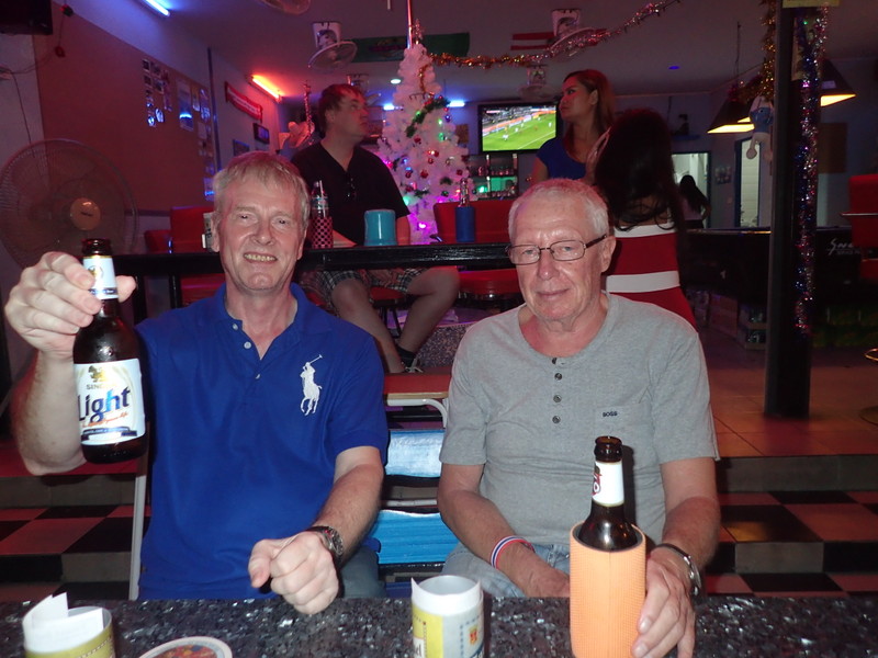 2014-12-07  Smurf Bar