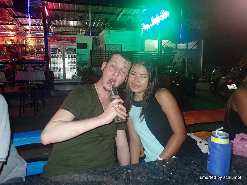 2014-12-08  Smurf Bar