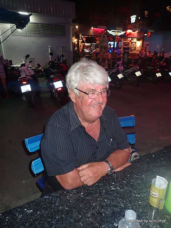 2014-12-09  Smurf Bar