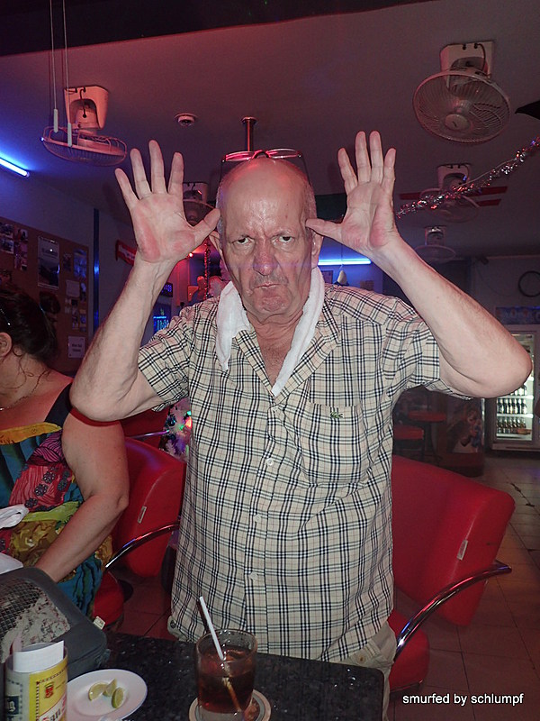 2014-12-09  Smurf Bar
