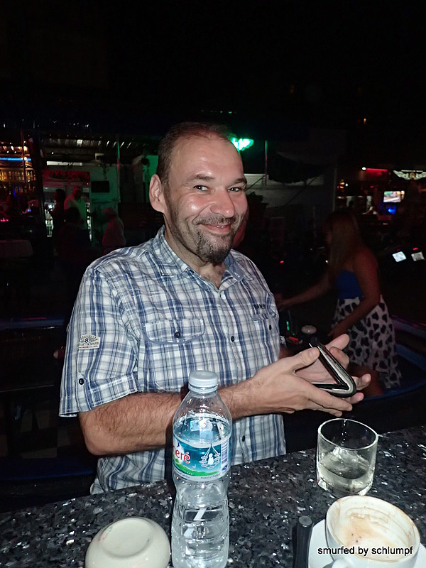 2014-12-10  Smurf Bar
