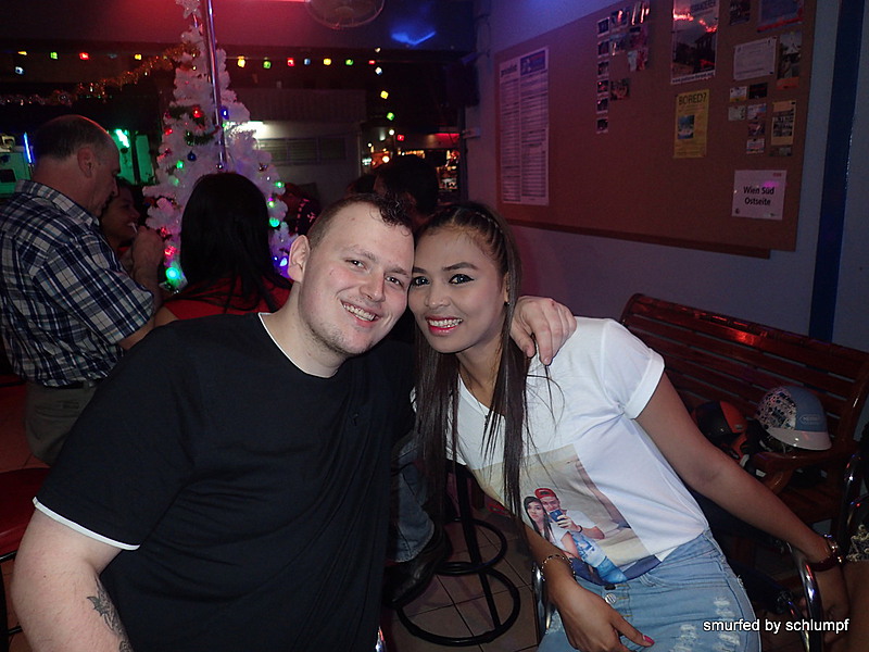 2014-12-12  Smurf Bar