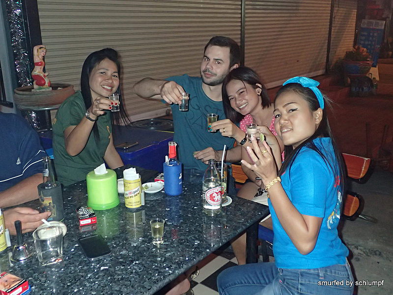 2014-12-12  Smurf Bar