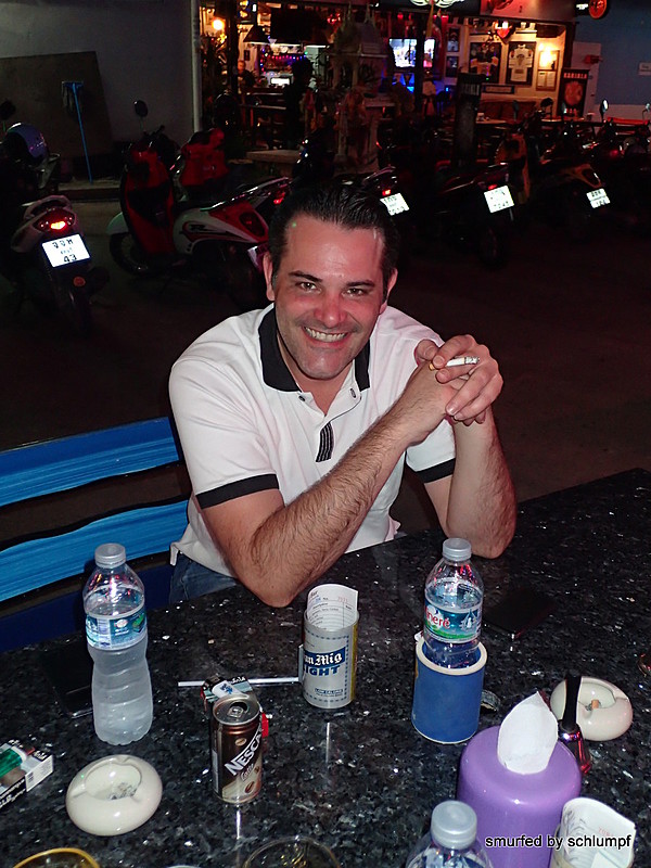 2014-12-13  Smurf Bar