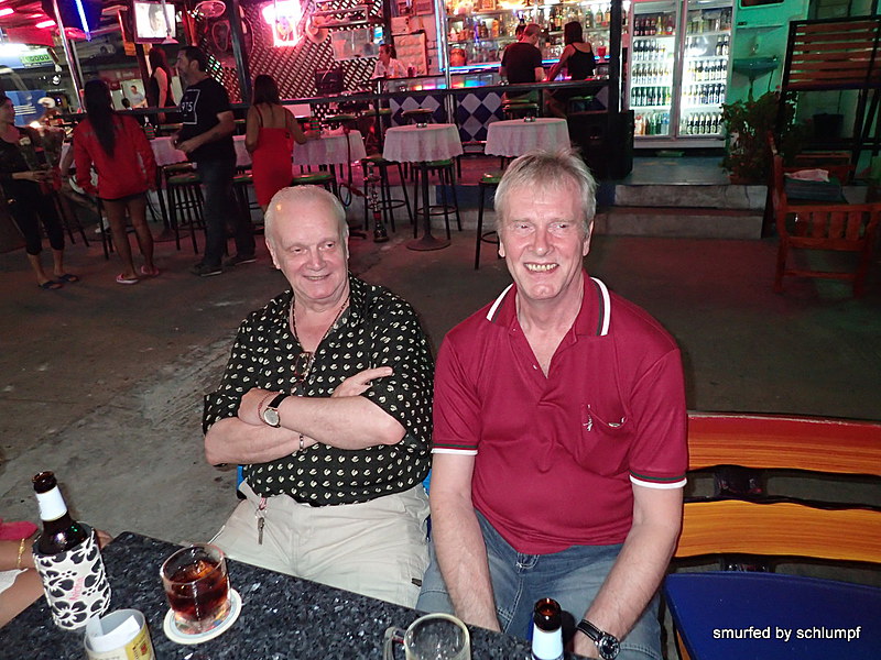 2014-12-14  Smurf Bar