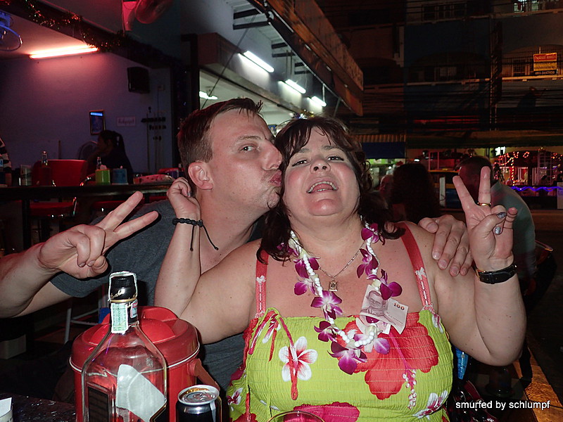 2014-12-14  Smurf Bar