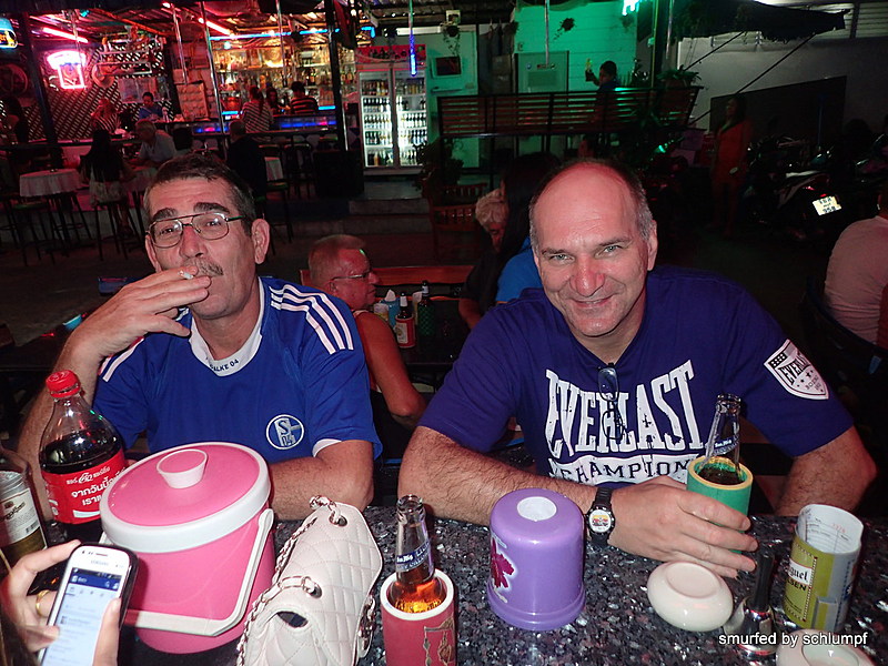 2014-12-15  Smurf Bar