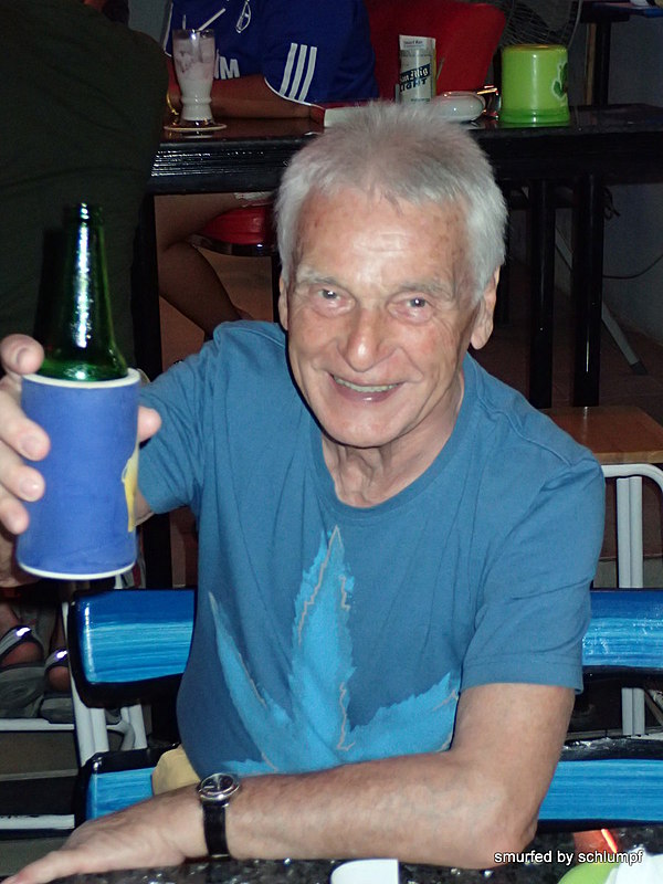 2014-12-15  Smurf Bar