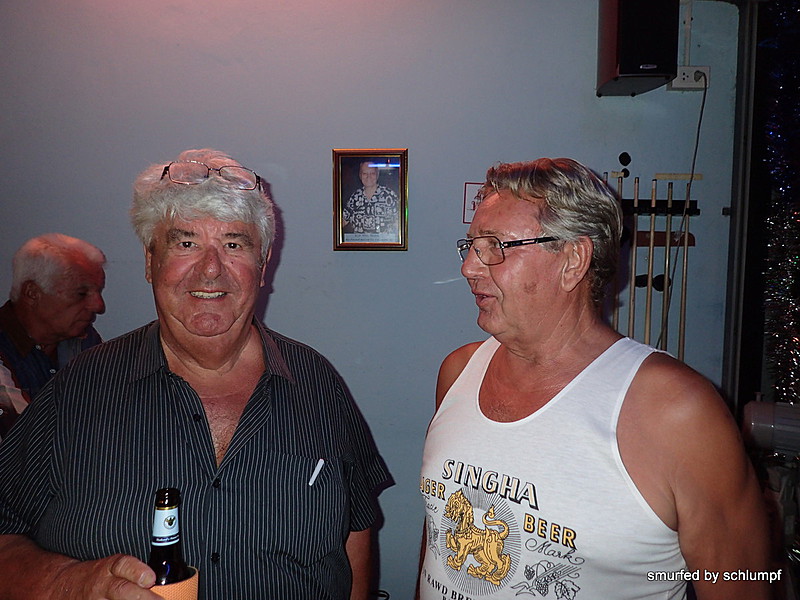 2014-12-16  Smurf Bar