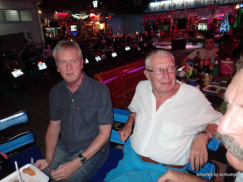 2014-12-16  Smurf Bar