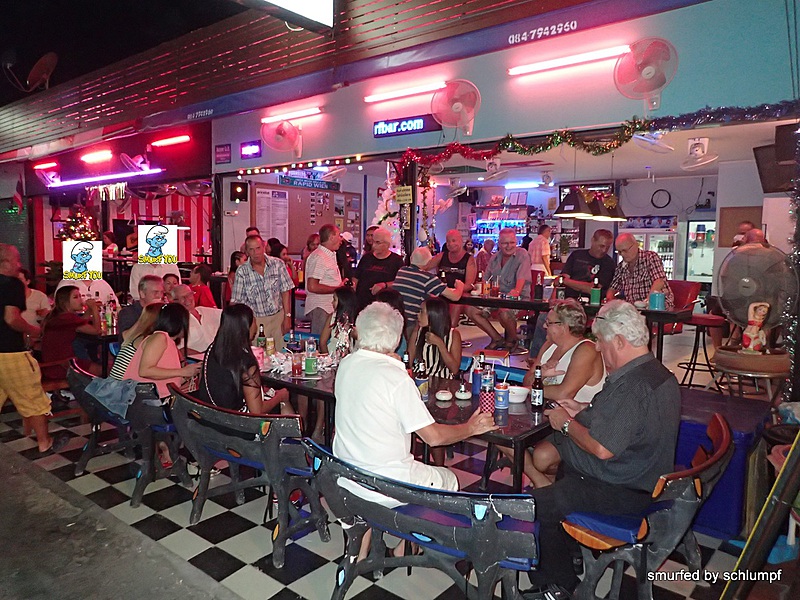 2014-12-16  Smurf Bar