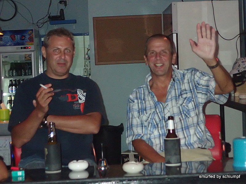 2014-12-16  Smurf Bar