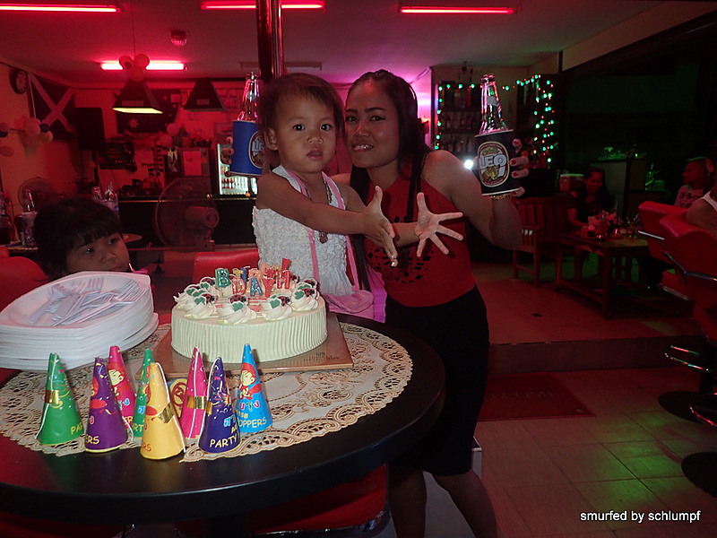 2014-12-16  Smurf Bar