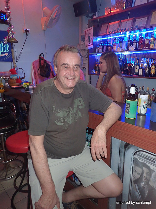 2014-12-17  Smurf Bar