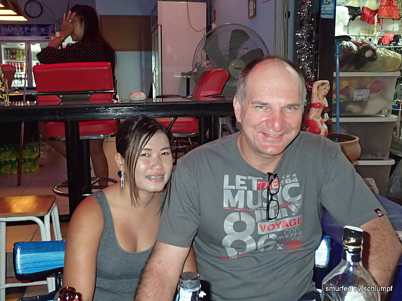 2014-12-18  Smurf Bar