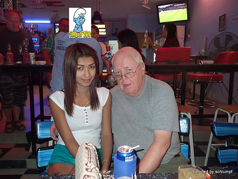 2014-12-18  Smurf Bar