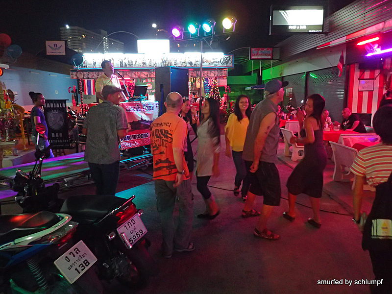 2014-12-20  Smurf Bar