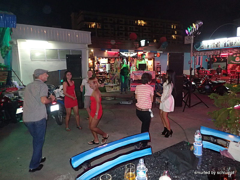 2014-12-20  Smurf Bar