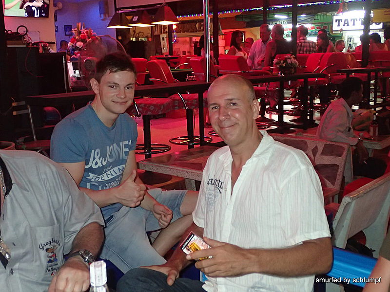 2015-02-09  Smurf Bar