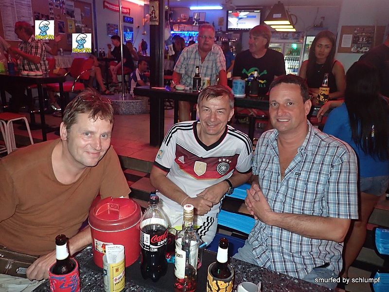 2015-02-09  Smurf Bar