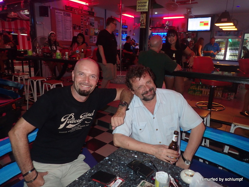 2015-02-26  Smurf Bar