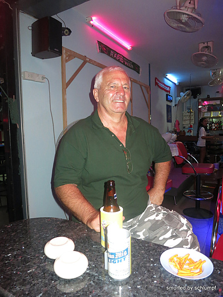 22.11.2013 Smurf Bar