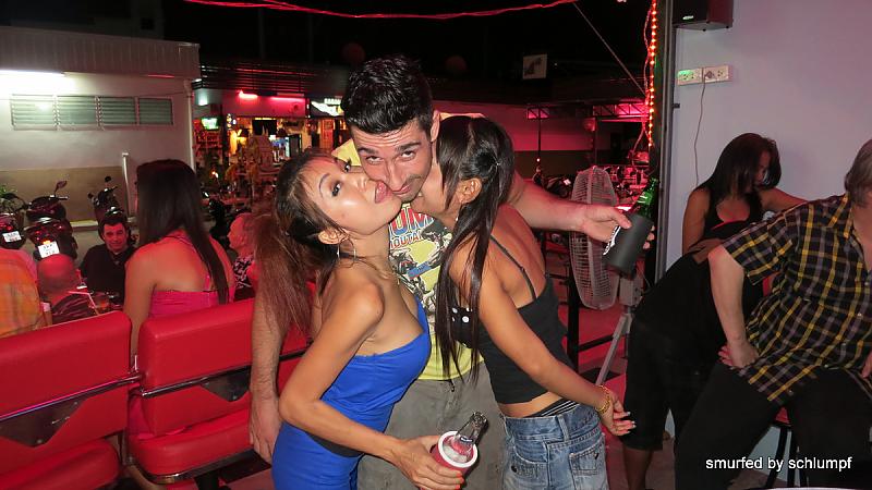 26.06.2013 Smurf Bar