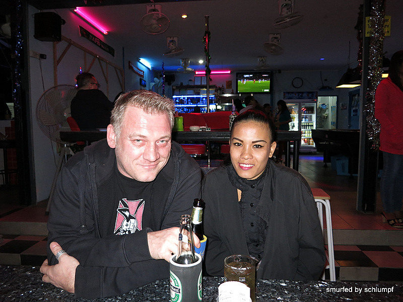 26.12.2013 Smurf Bar